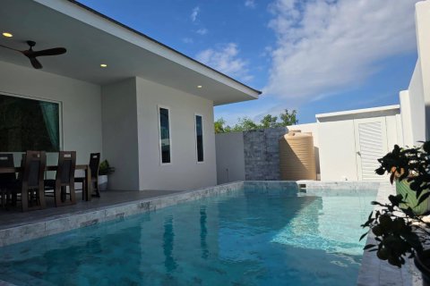 Chalet de 3 dormitorios en Hua Hin, Tailandia № 169836 - foto 2