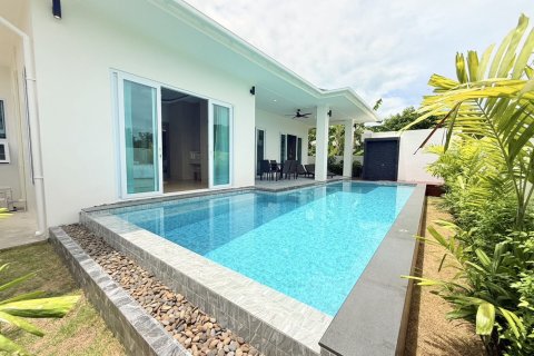 Chalet de 3 dormitorios en Hua Hin, Tailandia № 169832 - foto 15