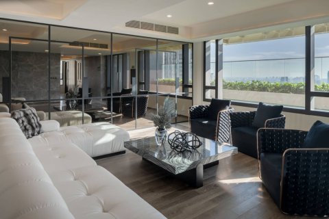 Condominio de 2 dormitorios en Bangkok, Tailandia № 180865 - foto 22