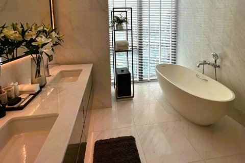 Condominio de 2 dormitorios en Bangkok, Tailandia № 180869 - foto 5