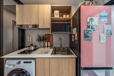 Apartamento de 3 habitaciones en Pattaya, Tailandia № 198761 - foto 3