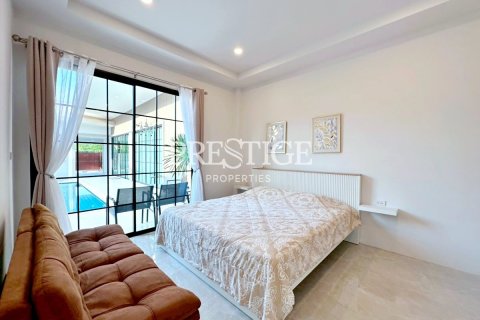 Casa de 3 dormitorios en Pattaya, Tailandia № 202055 - foto 18