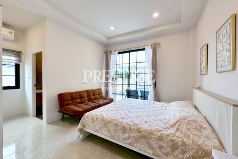 Casa de 3 dormitorios en Pattaya, Tailandia № 202055 - foto 19