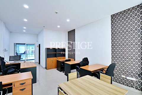 Local comercial 48 m2 en Pattaya, Tailandia № 202059 - foto 3