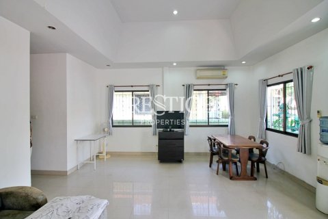 Casa de 2 dormitorios en Pattaya, Tailandia № 202057 - foto 3