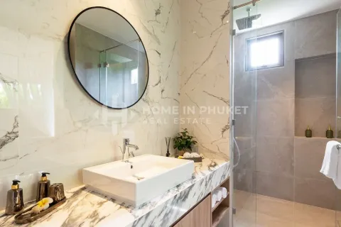 Casa de 4 dormitorios en Phuket, Tailandia № 156303 - foto 15