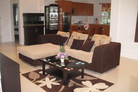 House in Hua Hin, Thailand 3 bedrooms № 66868 - photo 7