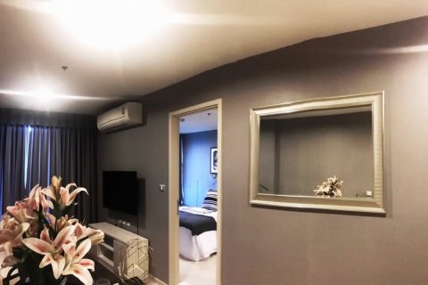 Eigentumswohnung in Bangkok, Thailand, 1 Schlafzimmer  № 66862 - Foto 3