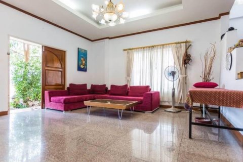 Casa de 3 dormitorios en Hua Hin, Tailandia № 66866 - foto 2