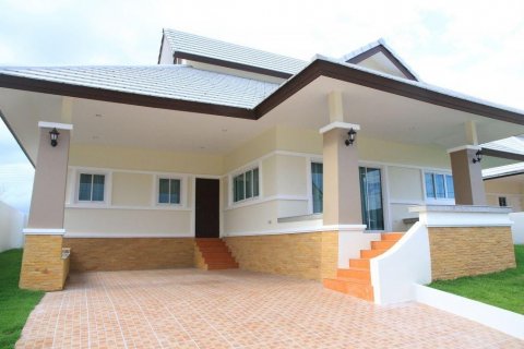 Casa de 3 dormitorios en Hua Hin, Tailandia № 66865 - foto 2