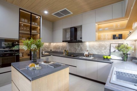 Chalet de 4 dormitorios en Pattaya, Tailandia № 146926 - foto 4