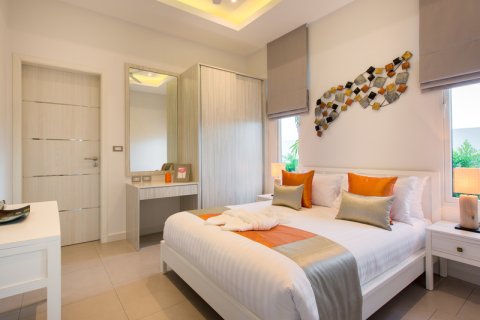 Chalet de 3 dormitorios en Hua Hin, Tailandia № 168573 - foto 26