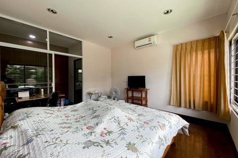 Chalet de 3 dormitorios en Hua Hin, Tailandia № 168574 - foto 24
