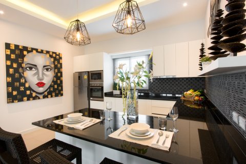 Chalet de 3 dormitorios en Hua Hin, Tailandia № 168571 - foto 18