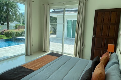 Chalet de 4 dormitorios en Sam Roi Yot, Tailandia № 168569 - foto 19