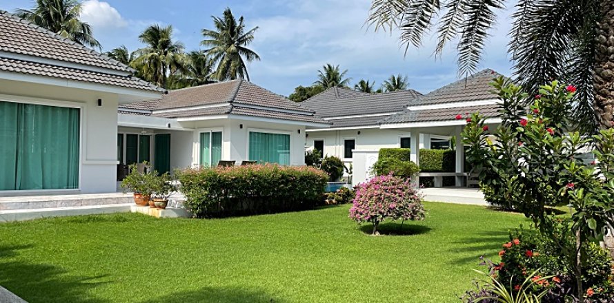 Chalet de 4 dormitorios en Sam Roi Yot, Tailandia № 168569
