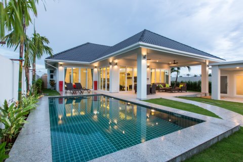 Chalet de 3 dormitorios en Hua Hin, Tailandia № 168572