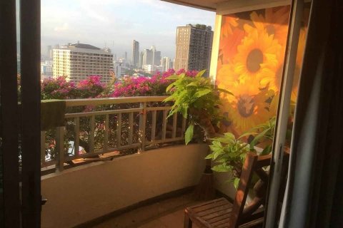 Condominio de 3 dormitorios en Sathon, Bangkok, Tailandia № 142985 - foto 8
