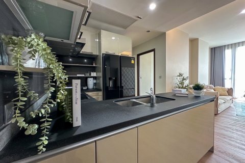 Condo à Bangkok, Thaïlande, 3 chambres № 142984 - photo 2