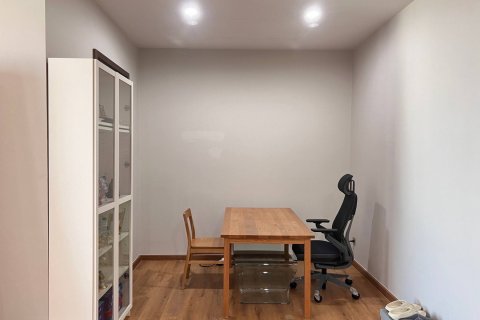 Condo à Bangkok, Thaïlande, 3 chambres № 142984 - photo 8