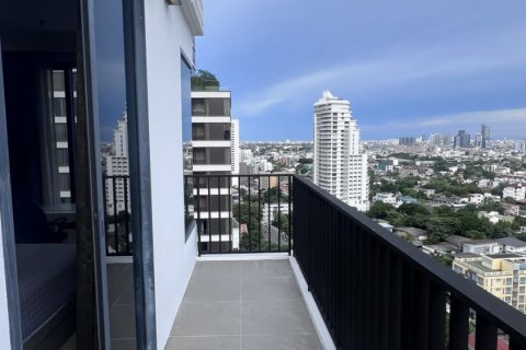 Condominio de 2 dormitorios en Bangkok, Tailandia № 157396 - foto 15