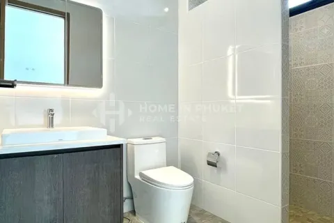 Haus in Phuket, Thailand 4 Schlafzimmer № 157395 - Foto 11