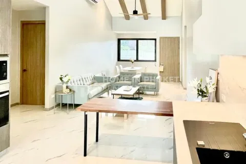 Haus in Phuket, Thailand 4 Schlafzimmer № 157395 - Foto 6
