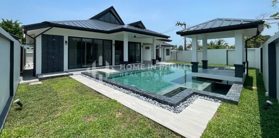 Haus in Phuket, Thailand 4 Schlafzimmer № 157395