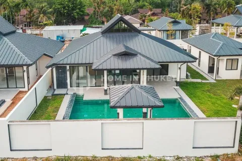 Haus in Phuket, Thailand 4 Schlafzimmer № 157395 - Foto 16