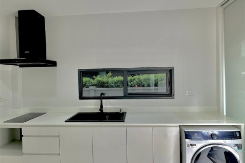 House in Bangkok, Thailand 3 bedrooms № 189459