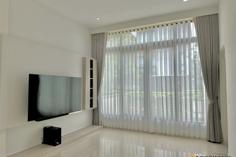 Haus in Bangkok, Thailand 3 Schlafzimmer № 189459 - Foto 7
