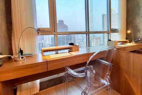 Condominio de 1 dormitorio en Thonburi, Bangkok, Tailandia № 183473 - foto 4