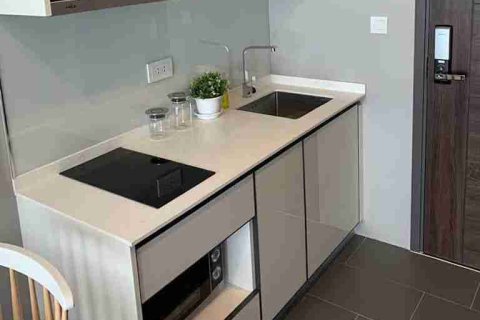 Condominio de 1 dormitorio en Bangkok, Tailandia № 183470 - foto 10