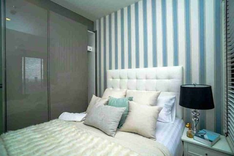 Condominio de 3 dormitorios en Phaya Thai, Bangkok, Tailandia № 183467 - foto 4