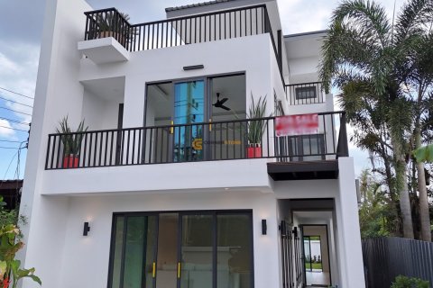 Studio in Bang Lamung, Thailand № 154571 - Foto 2