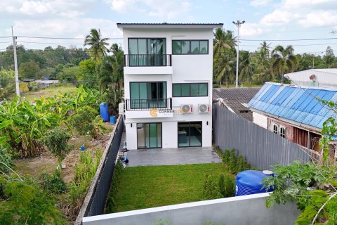 Studio in Bang Lamung, Thailand № 154571 - Foto 4
