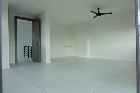 Studio in Bang Lamung, Thailand № 154571 - Foto 20