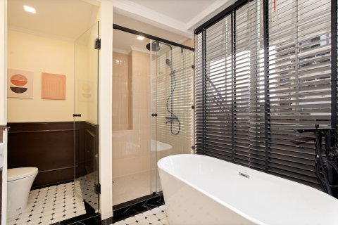 Condominio de 4 dormitorios en Bangkok, Tailandia № 180550 - foto 20