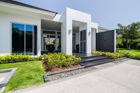 Casa de 4 dormitorios en Hua Hin, Tailandia № 180549 - foto 6