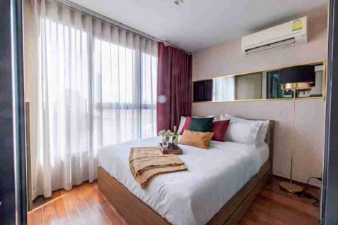 Condominio de 1 dormitorio en Bangkok, Tailandia № 208795 - foto 8