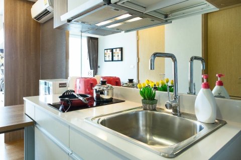 Studio dans le Condo à Watthana, Bangkok, Thaïlande № 163116 - photo 14