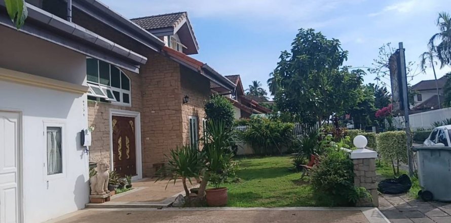 Casa de 6 dormitorios en Phuket, Tailandia № 116698