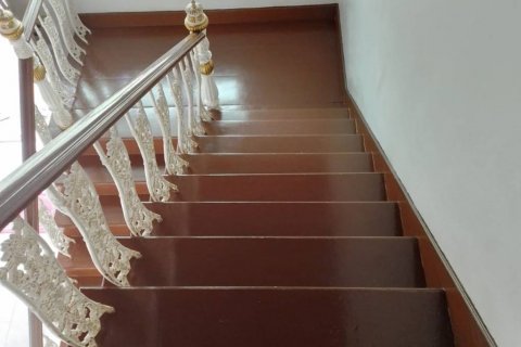 Casa de 6 dormitorios en Phuket, Tailandia № 116698 - foto 10