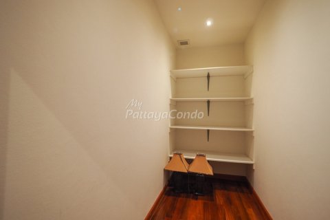 Condominio de 3 dormitorios en Bang Lamung, Tailandia № 54263 - foto 22