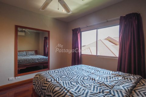 Condominio de 3 dormitorios en Bang Lamung, Tailandia № 54263 - foto 26