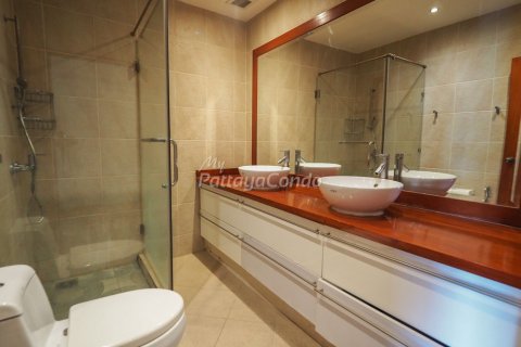 Condominio de 3 dormitorios en Bang Lamung, Tailandia № 54263 - foto 27