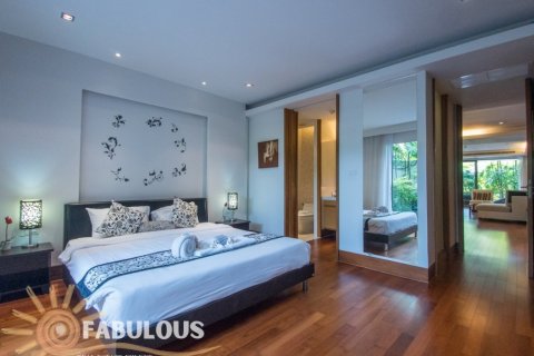 Condominio de 3 dormitorios en Naithon Beach, Tailandia № 179451 - foto 12