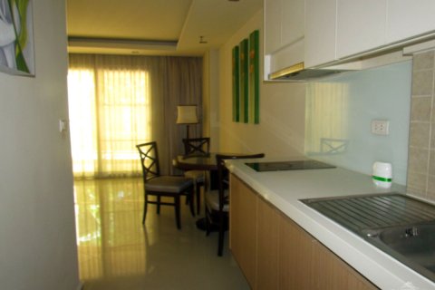 Studio dans le Condo à Pattaya, Thaïlande  № 204156