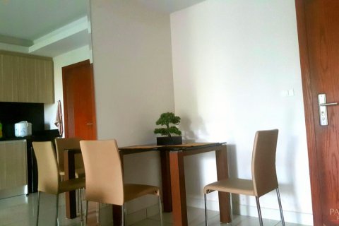 Condominio de 1 dormitorio en Jomtien Beach, Pattaya, Tailandia № 204158 - foto 2