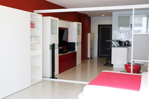 Condominio de 1 dormitorio en Jomtien Beach, Pattaya, Tailandia № 204155 - foto 8